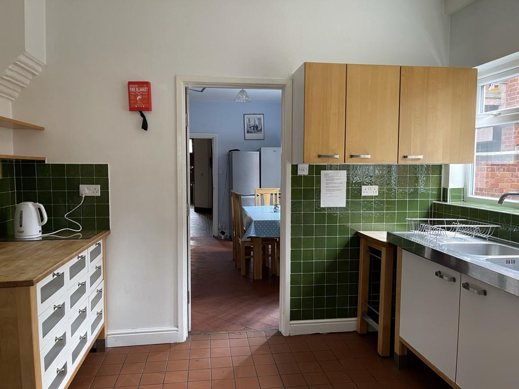 Kitchen 1