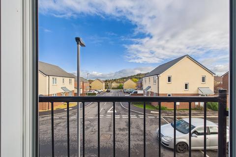 24 Freemans Road, Tuffley, Gloucester, GL4 0XJ