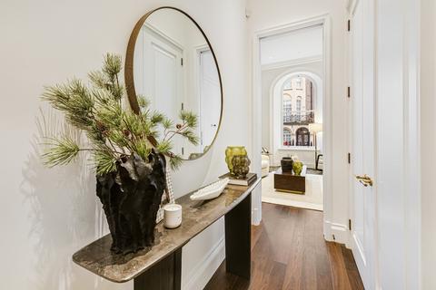 1 bedroom flat to rent, Charles Street, London