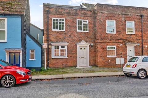 3 bedroom end of terrace house for sale, The Hundred, Romsey SO51