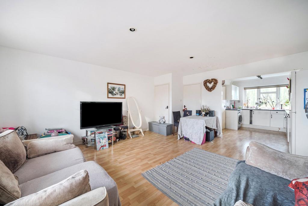 Sitting Room/Kitchen