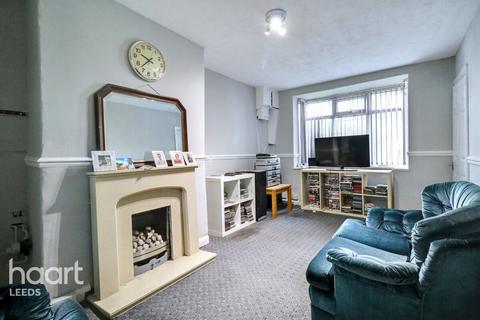 undefined, Sandhurst Avenue, Leeds