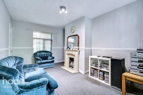 undefined, Sandhurst Avenue, Leeds