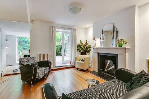 2 bedroom maisonette to rent, Albert Street, Camden, London