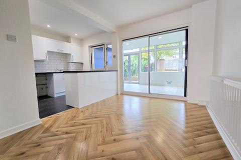 3 bedroom terraced house for sale, Cornec Chase, Eastwood, Leigh-on-sea