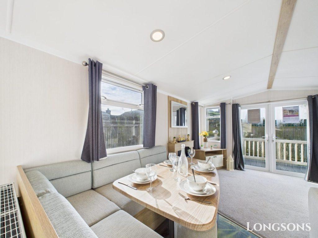 Cam02173g0 Pr0278 Still036