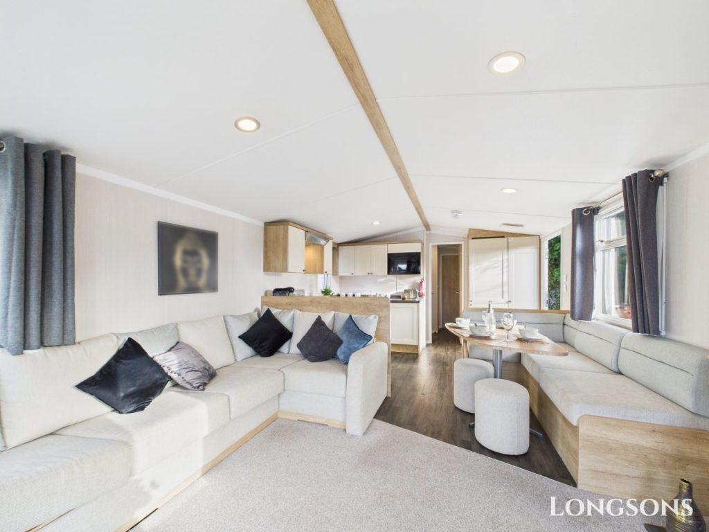 Cam02173g0 Pr0278 Still037