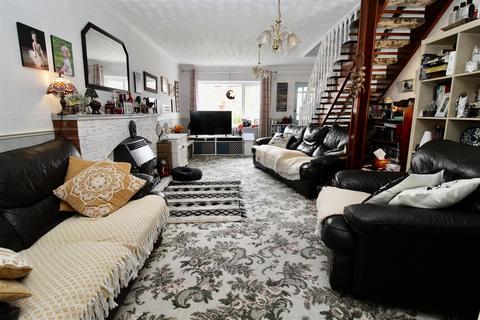 undefined, Shrewley Crescent, Birmingham B33