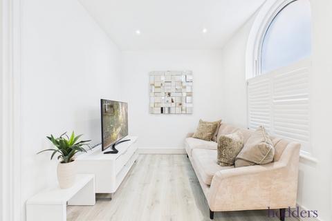 1 bedroom apartment to rent, Gogmore Lane, Chertsey, Surrey, KT16
