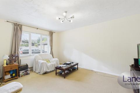 4 bedroom semi-detached house for sale, John Gooch Drive, Enfield, EN2
