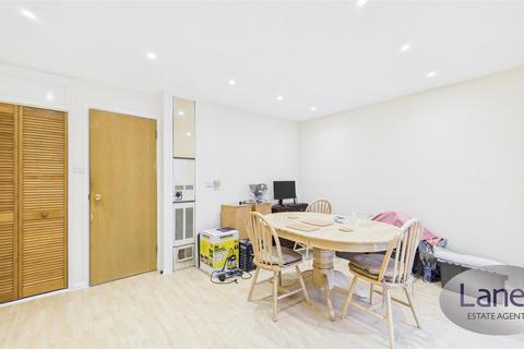 4 bedroom semi-detached house for sale, John Gooch Drive, Enfield, EN2
