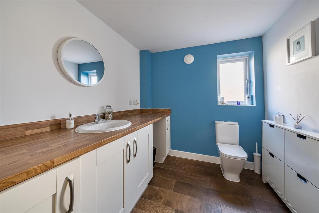 1372495-10-68fb80951744c.jpg