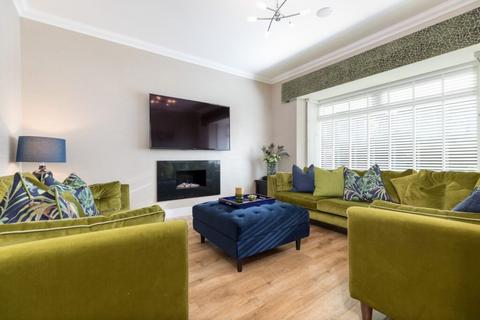 undefined, Etive Drive, Giffnock