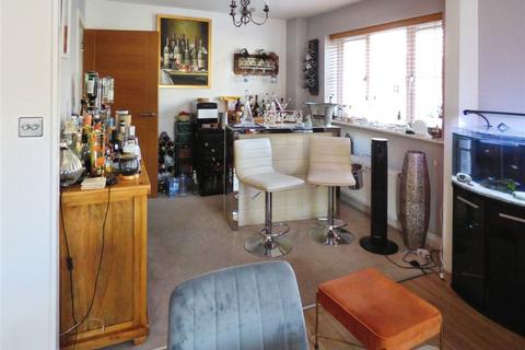 5 bedroom end of terrace house for sale, Watson Court, Hedge End, Southampton