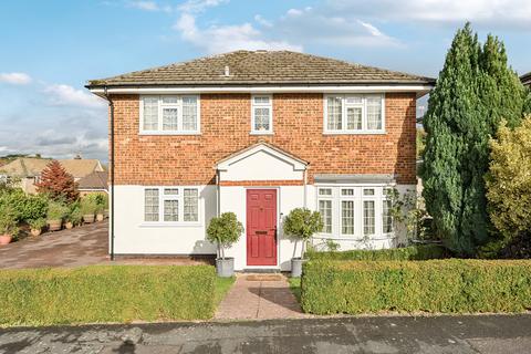 4 bedroom detached house for sale, Ferndown Close, Surrey GU1