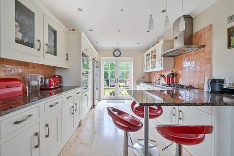 undefined, Ferndown Close, Surrey GU1
