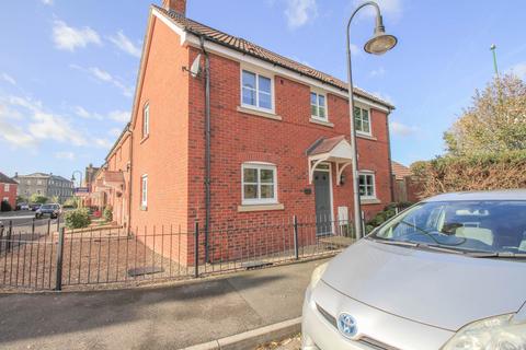 3 bedroom semi-detached house to rent, Worle Moor Road, Weston Village