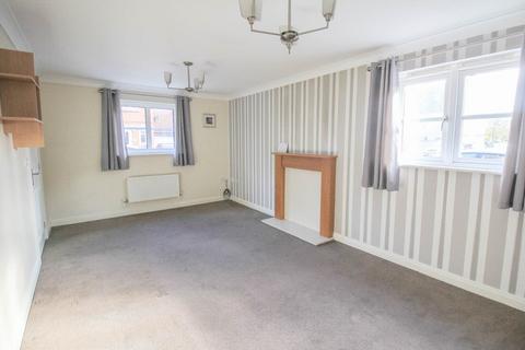3 bedroom semi-detached house to rent, Worle Moor Road, Weston Village