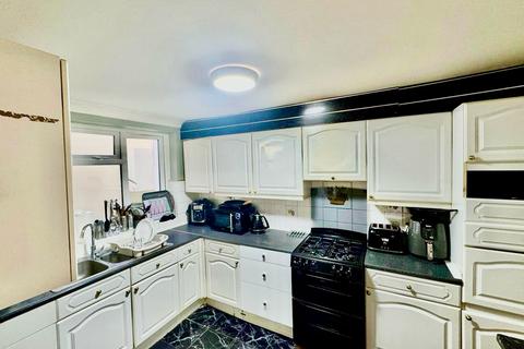 undefined, Nield Road, Hayes, UB3 1SH