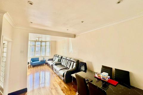 7 bedroom semi-detached house for sale, Nield Road, Hayes, UB3 1SH