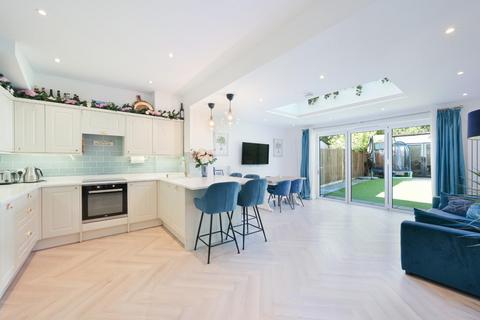 undefined, Stoneleigh Avenue, Worcester Park