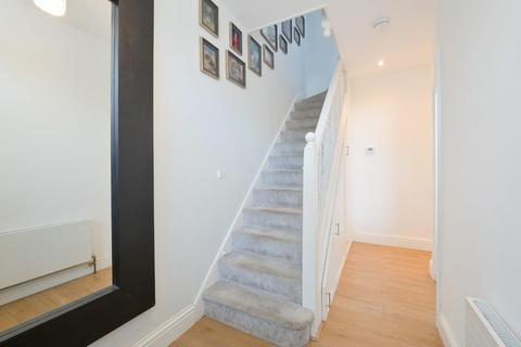 undefined, Stoneleigh Avenue, Worcester Park