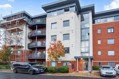 2 bedroom apartment to rent, Junction Road, Andover, SP10