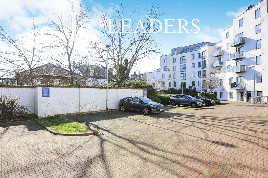 Perry Vale, London, SE23 2 bed flat - £2,000 pcm (£462 pw)