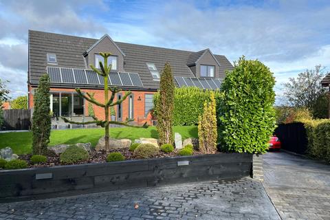 4 bedroom detached house for sale, Elsdon Close, Peterlee SR8