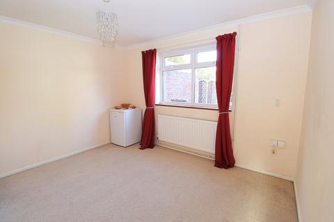 3 bedroom semi-detached house for sale, Southwood Road, Farnborough GU14