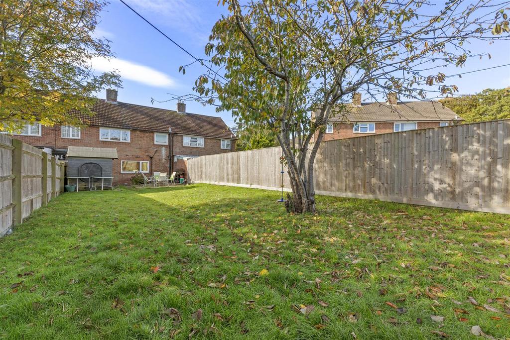27 Rugwood Road, HP10 9 HA-12.jpg