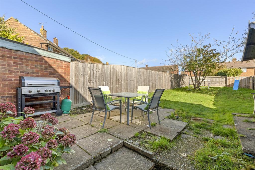 27 Rugwood Road, HP10 9 HA-10.jpg
