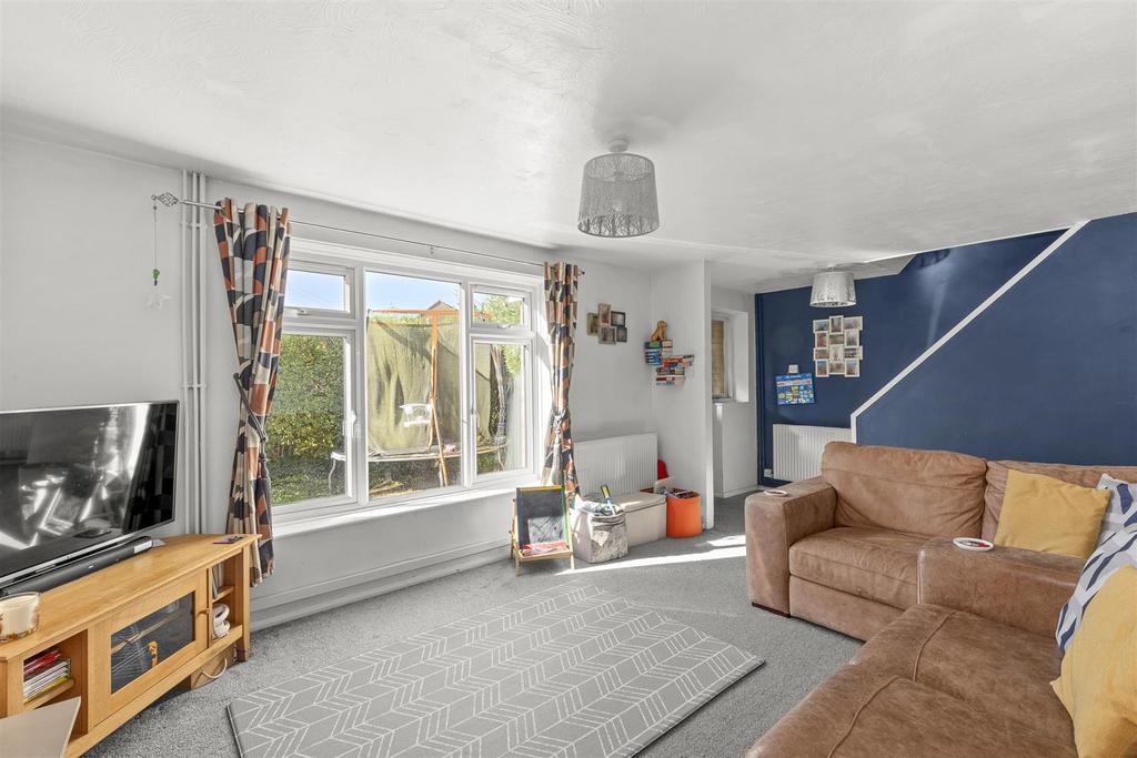27 Rugwood Road, HP10 9 HA-9.jpg
