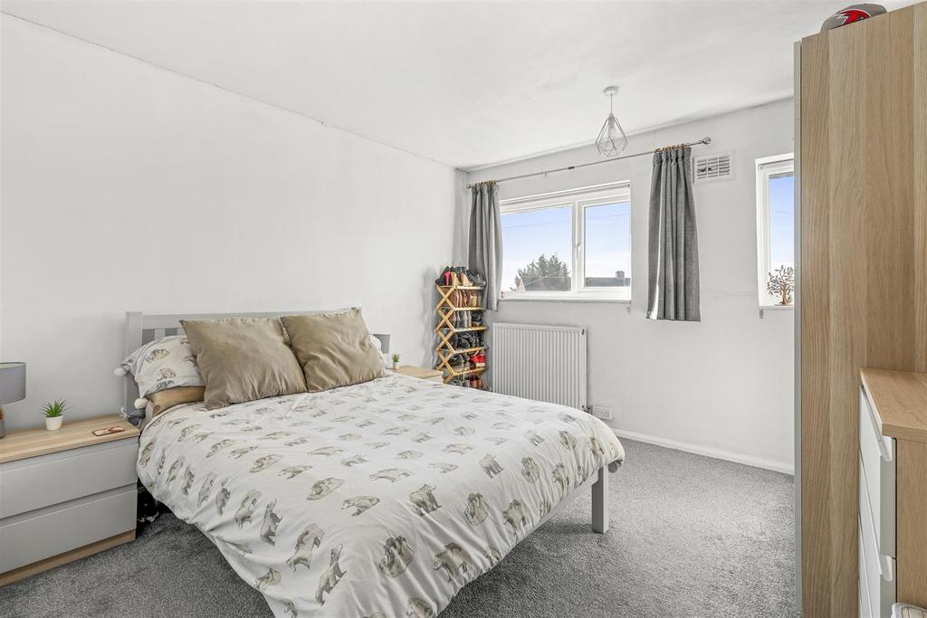 27 Rugwood Road, HP10 9 HA-4.jpg