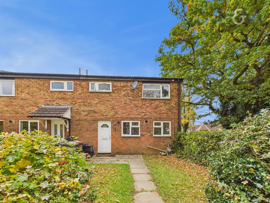 CAM02804 G0-PR0390-STILL015.jpg