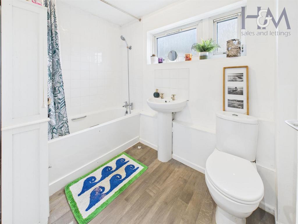 CAM02804 G0-PR0390-STILL012.jpg