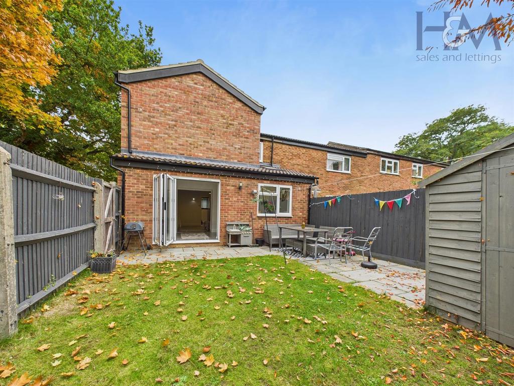 CAM02804 G0-PR0386-STILL015.jpg