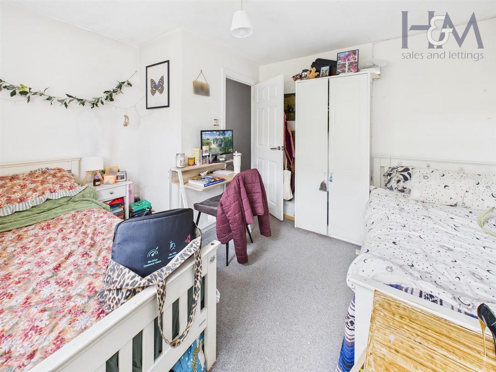 CAM02804 G0-PR0387-STILL003.jpg