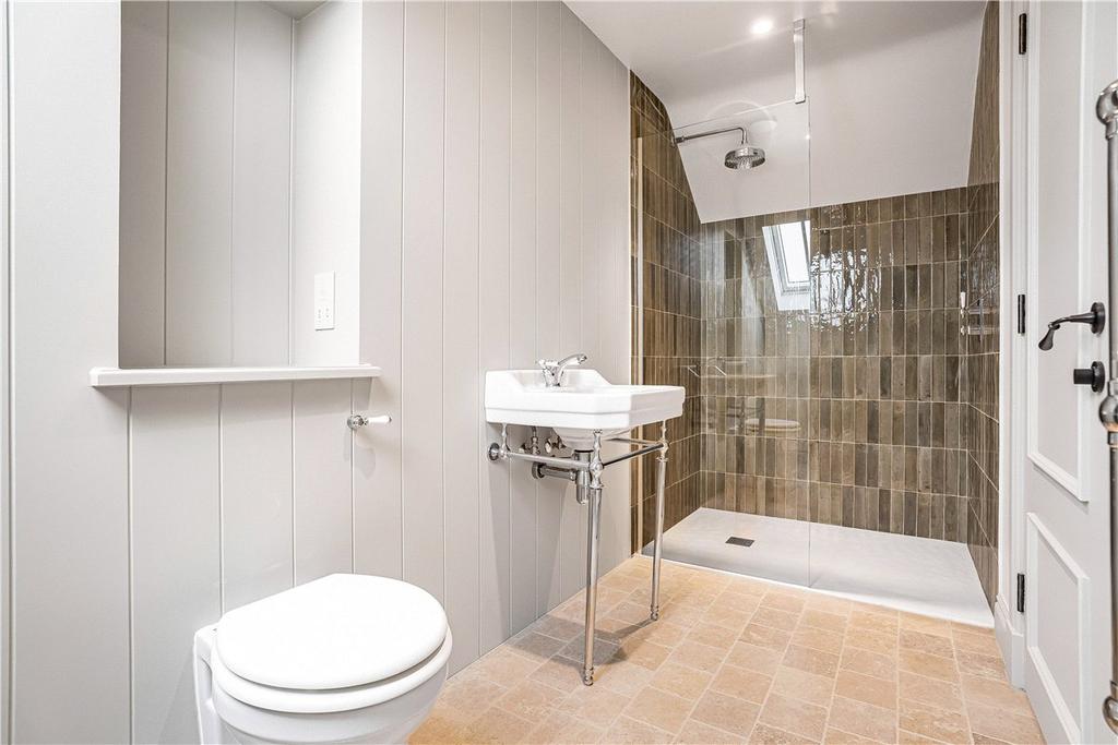 Ensuite