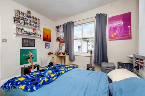 6 bedroom terraced house to rent, Clifton Hill, Brighton BN1
