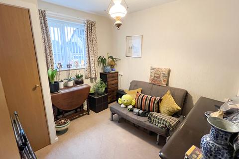 undefined, Highfield Gardens, Hyde