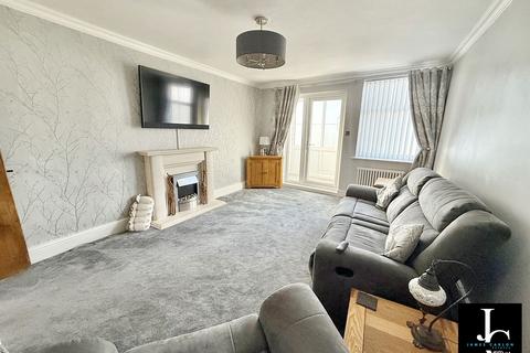 4 bedroom semi-detached house for sale, Finger Road, Telford TF4