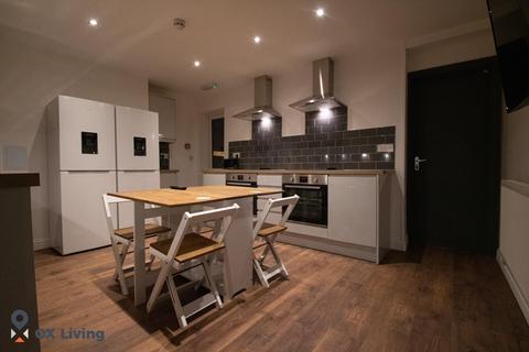 undefined, 57, Centre Street OX16
