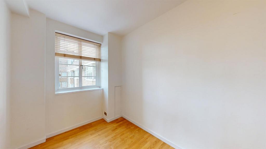 30 CC.bedroom3.3.jpg