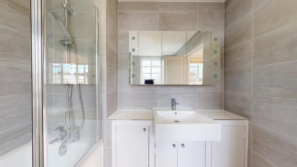 30 CC.bath4.jpg