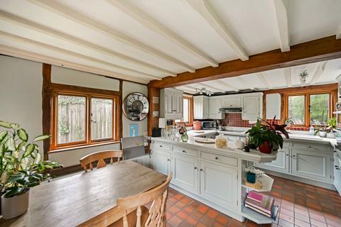 3 bedroom detached house for sale, Bethersden Road, Smarden, Ashford, Kent, TN27
