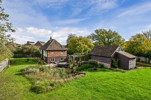 3 bedroom detached house for sale, Bethersden Road, Smarden, Ashford, Kent, TN27
