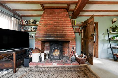 3 bedroom detached house for sale, Bethersden Road, Smarden, Ashford, Kent, TN27