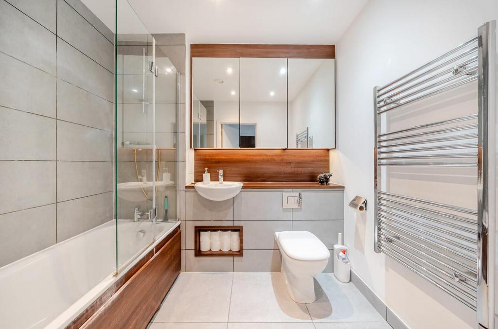 Davidson Frost-Wellings, DFW, Colliford Court, Bat