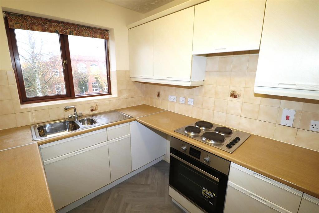 Kitchen.JPG